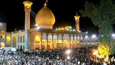 شاهچراغ احمدبن موسی, احمدبن موسی‌الکاظم, ایران, حرم, دعا, سومین حرم اهل بیت, سیدالسادات و الاعاظم, شاهچراغ, شب, شیراز, صحن, گلدسته, گنبد, مردم, مناره