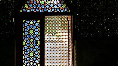 مشبک رنگ شیشه رنگی مشبک رنگ شیشه رنگی